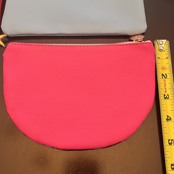 Set of 4 Ipsy Makeup Bags - Picture 4 of 8